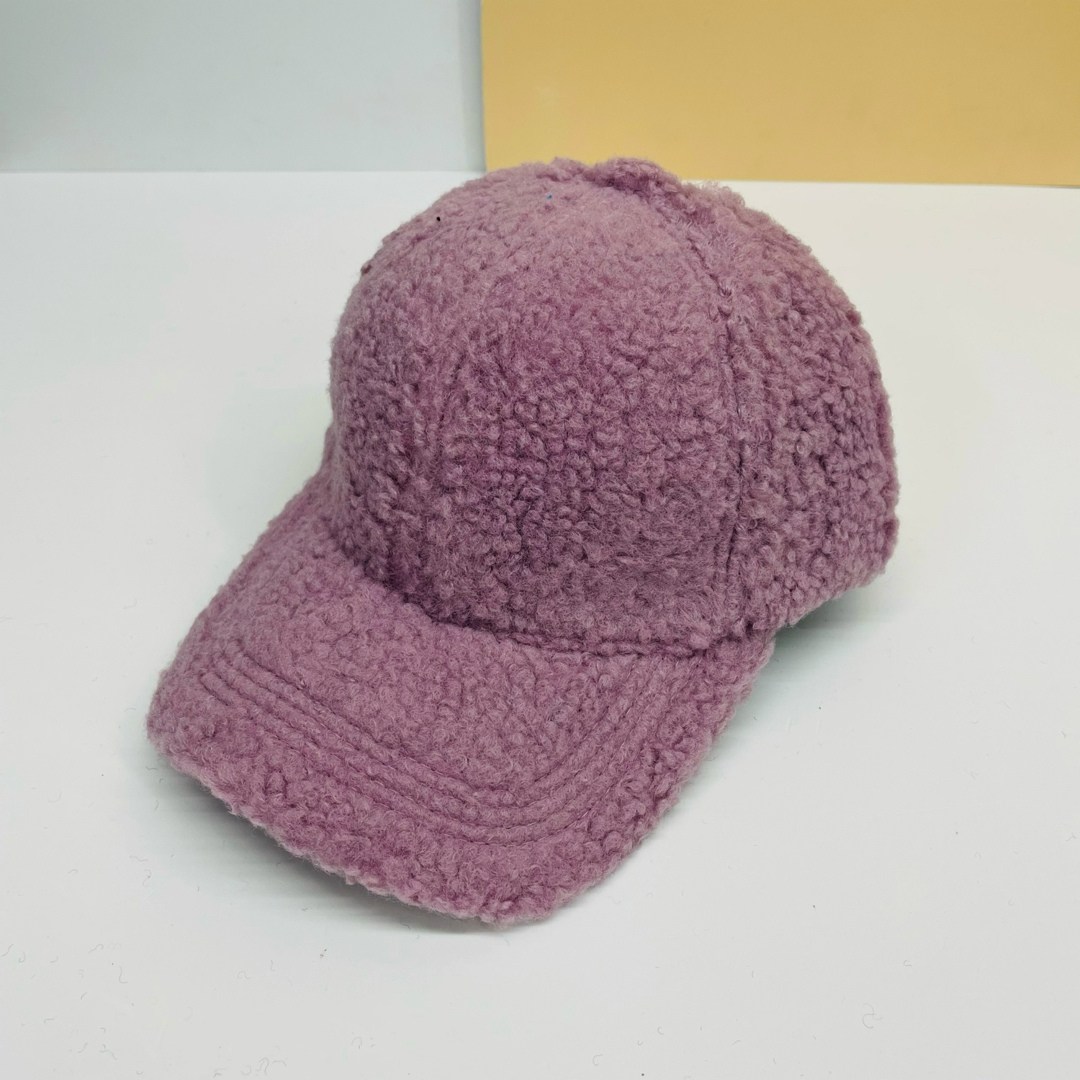 бейсболка теплая,теплая кепка,бейсболка женская,меховая бейсболка,пушистая кепка