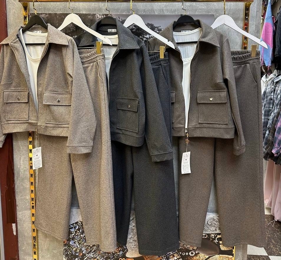 костюмы брючные,женские костюмы,костюмы женские брючные,костюмы комплекты,трикотажные костюмы