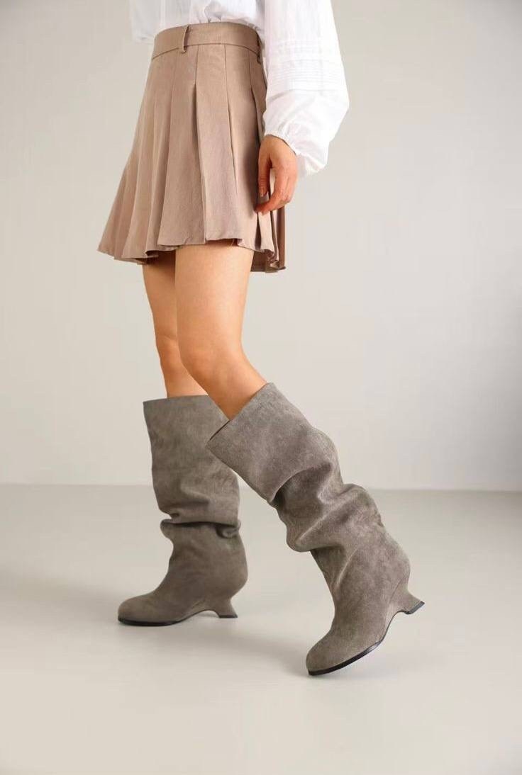 ,модные сапоги,модные женские сапоги,замшевые сапоги,женские сапоги