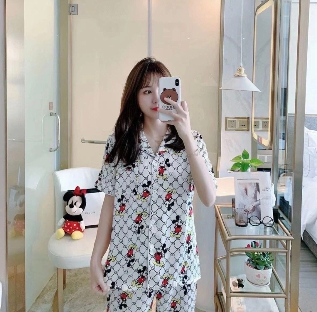 пижама женская шелковая с шортами,пижама женская,женские пижамные комплекты,пижама комплект,пижама с короткими рукавами