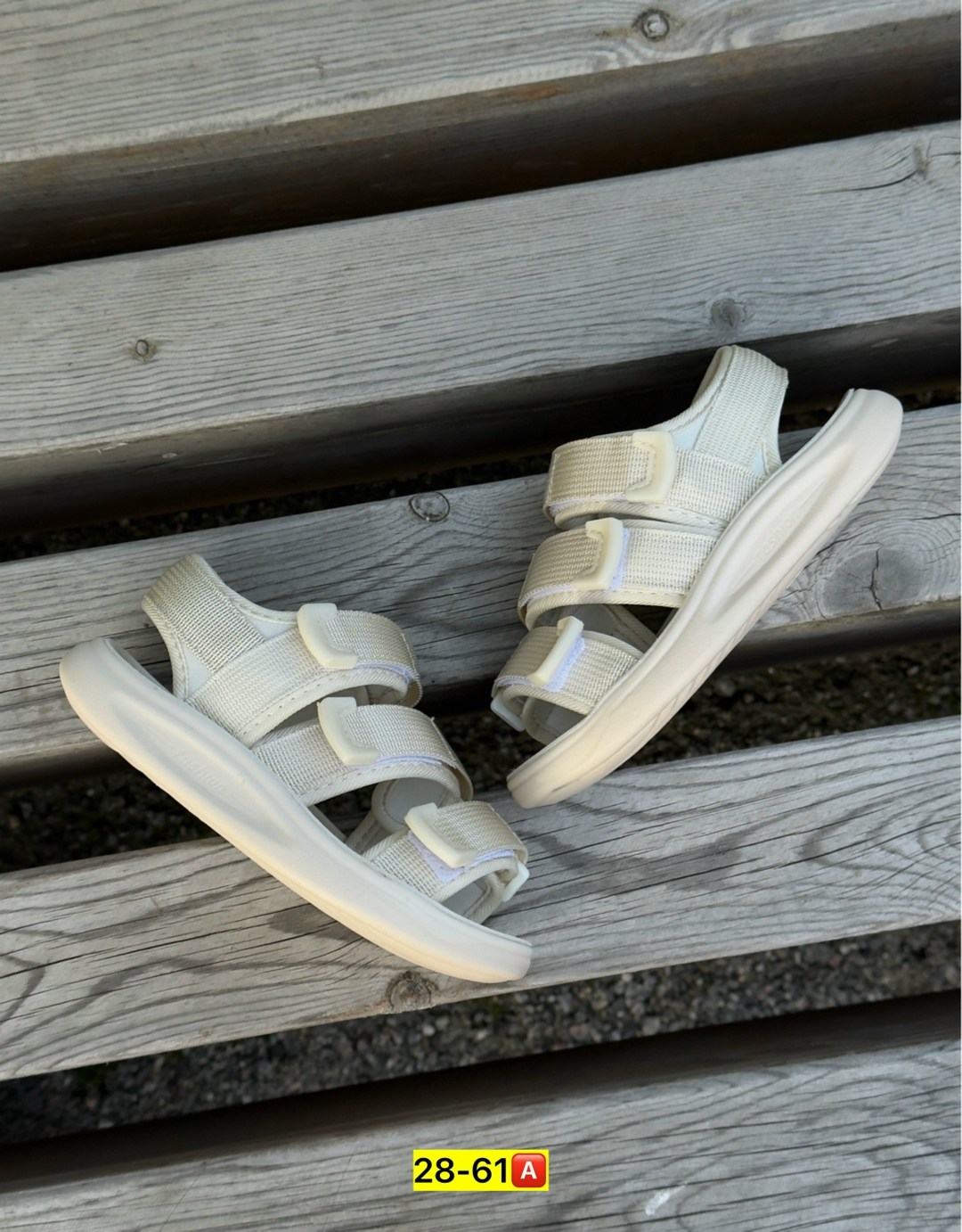 сандалии,сандалии пляжные,,модные сандалии,босоножки молочные