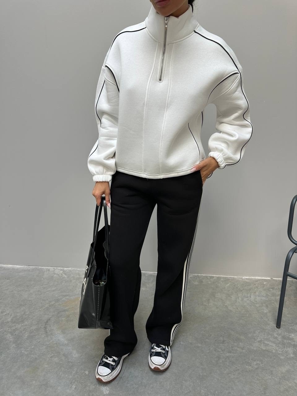 спортивные костюмы,спортивные костюмы женские,стильные костюмы,спортивная мода,костюм с лампасами