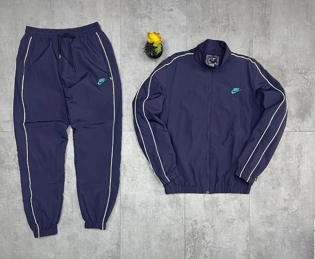 женская куртка nike sportswear jacket,ветровка nike,спортивные костюмы nike,nike куртка зимняя nike winter jacket 893798-451,куртка мужская nike