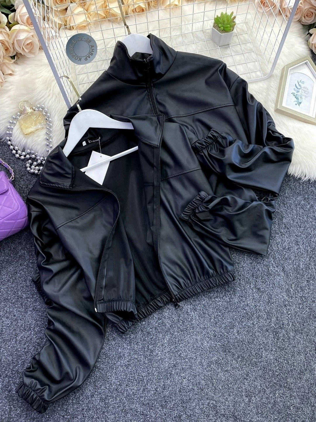 кожаная куртка женская,куртки из искусственной кожи женские,короткая куртка,женская укороченная куртка,кожаная куртка