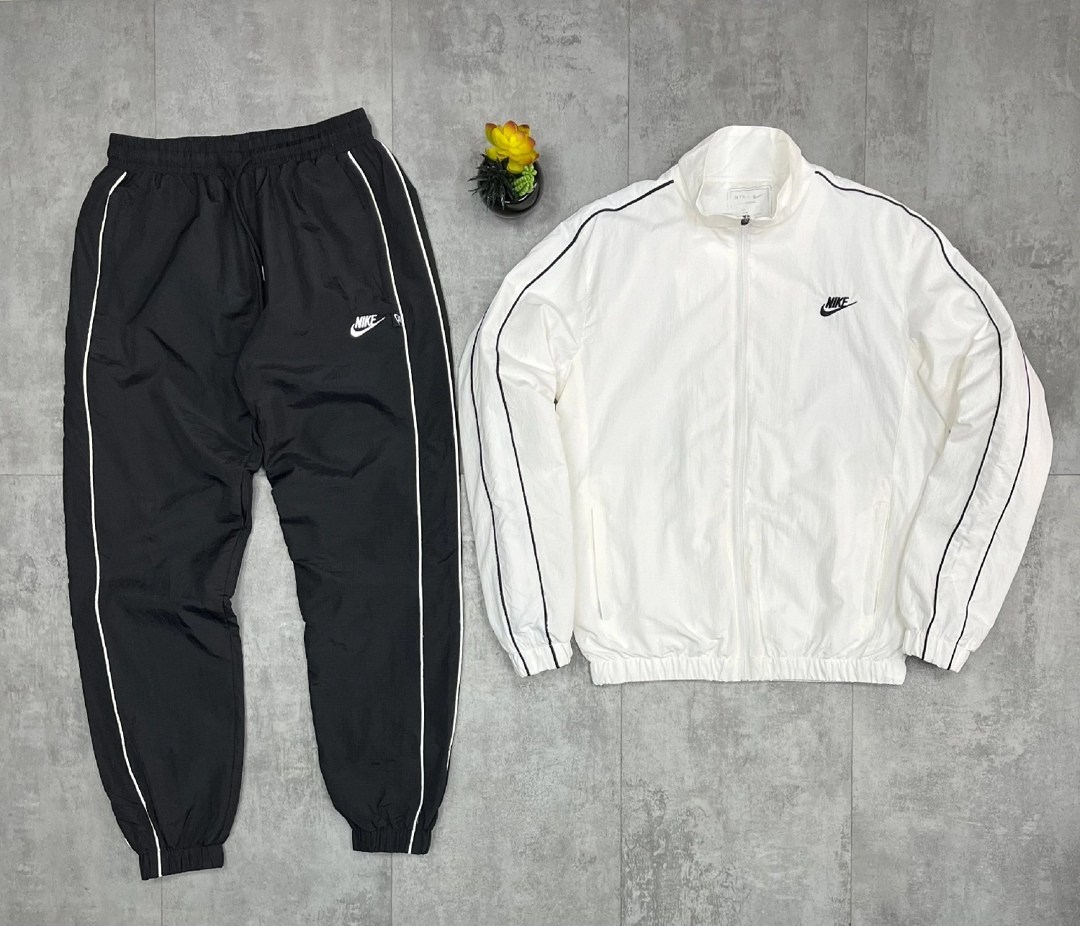 женская куртка nike sportswear jacket,ветровка nike,спортивные костюмы nike,nike куртка зимняя nike winter jacket 893798-451,куртка мужская nike