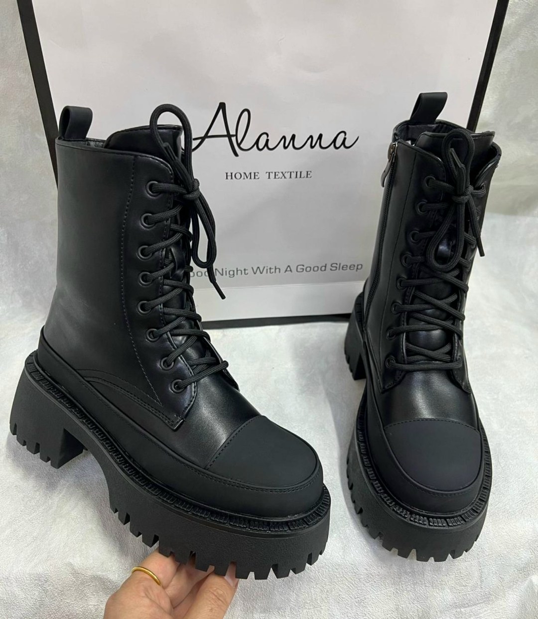 ,женские ботинки,ботинка,женская ,ботинки модные