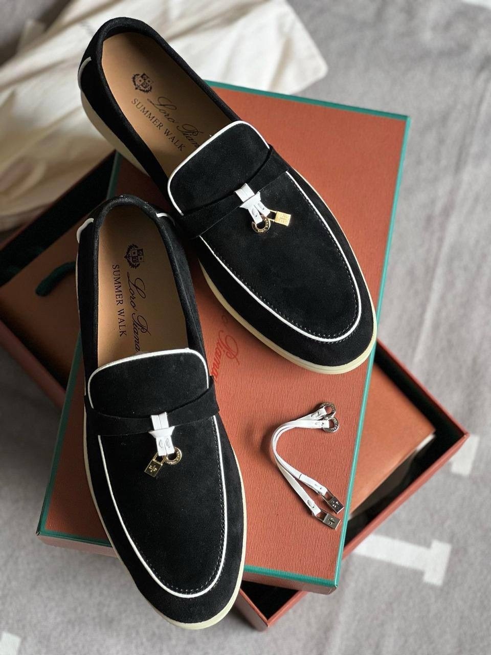 ,женские лоферы loro piana,мокасины лоферы,замшевые мокасины,мокасин мужские