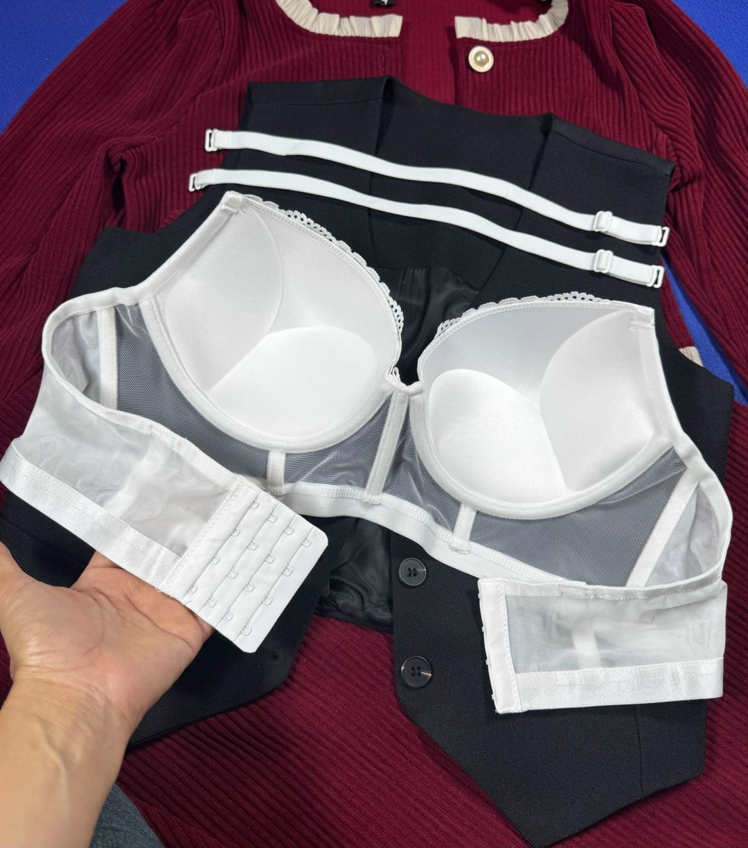 комплект нижнего белья,женская нижнее белье,бюстгальтер женские,комплект нижнего белья женские,пуш ап бюстгальтер