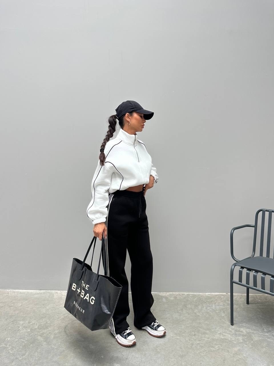 спортивные костюмы,спортивные костюмы женские,стильные костюмы,спортивная мода,костюм с лампасами