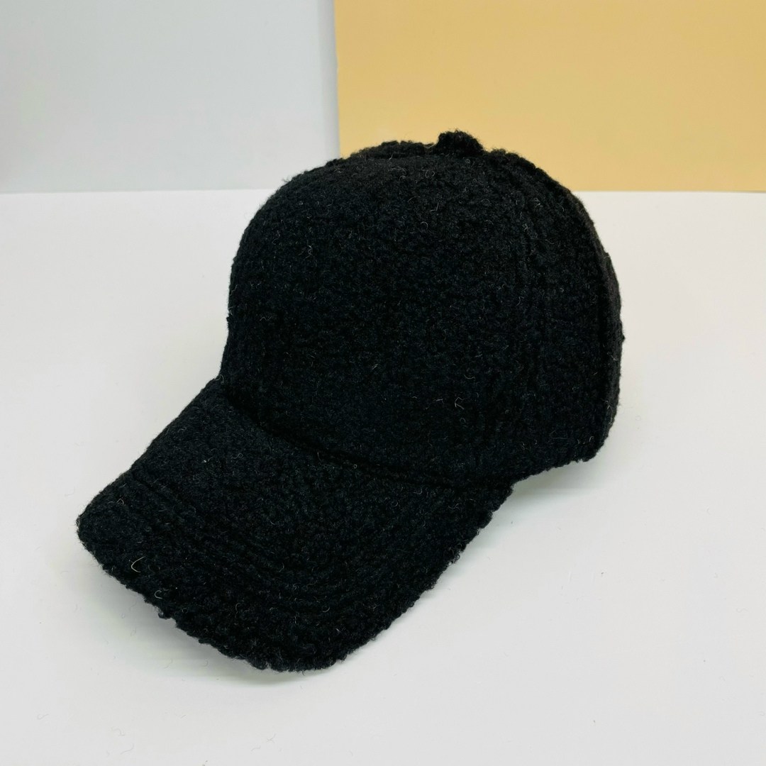 бейсболка теплая,теплая кепка,бейсболка женская,меховая бейсболка,пушистая кепка