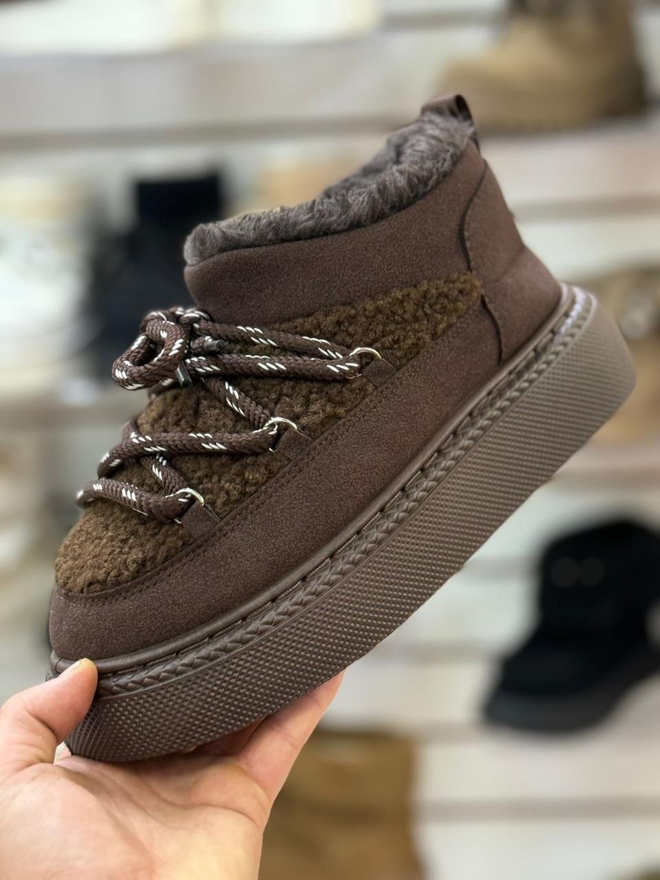 ,женские угги,женская зимняя ,зимняя ,меховая