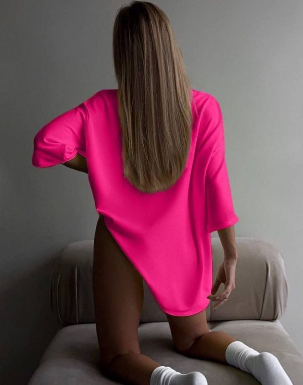 футболка оверсайз с,женская футболка оверсайз,серебристая футболка,женские футболки,футболка свободного кроя