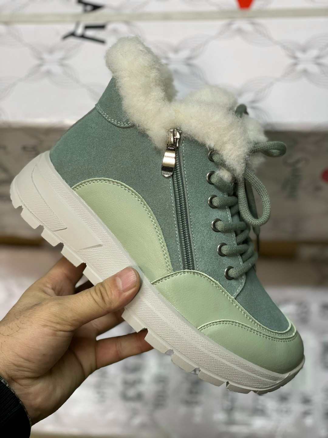 ,обуви,ботинки зимние женские,кроссовки зимние женские,женская  зимняя