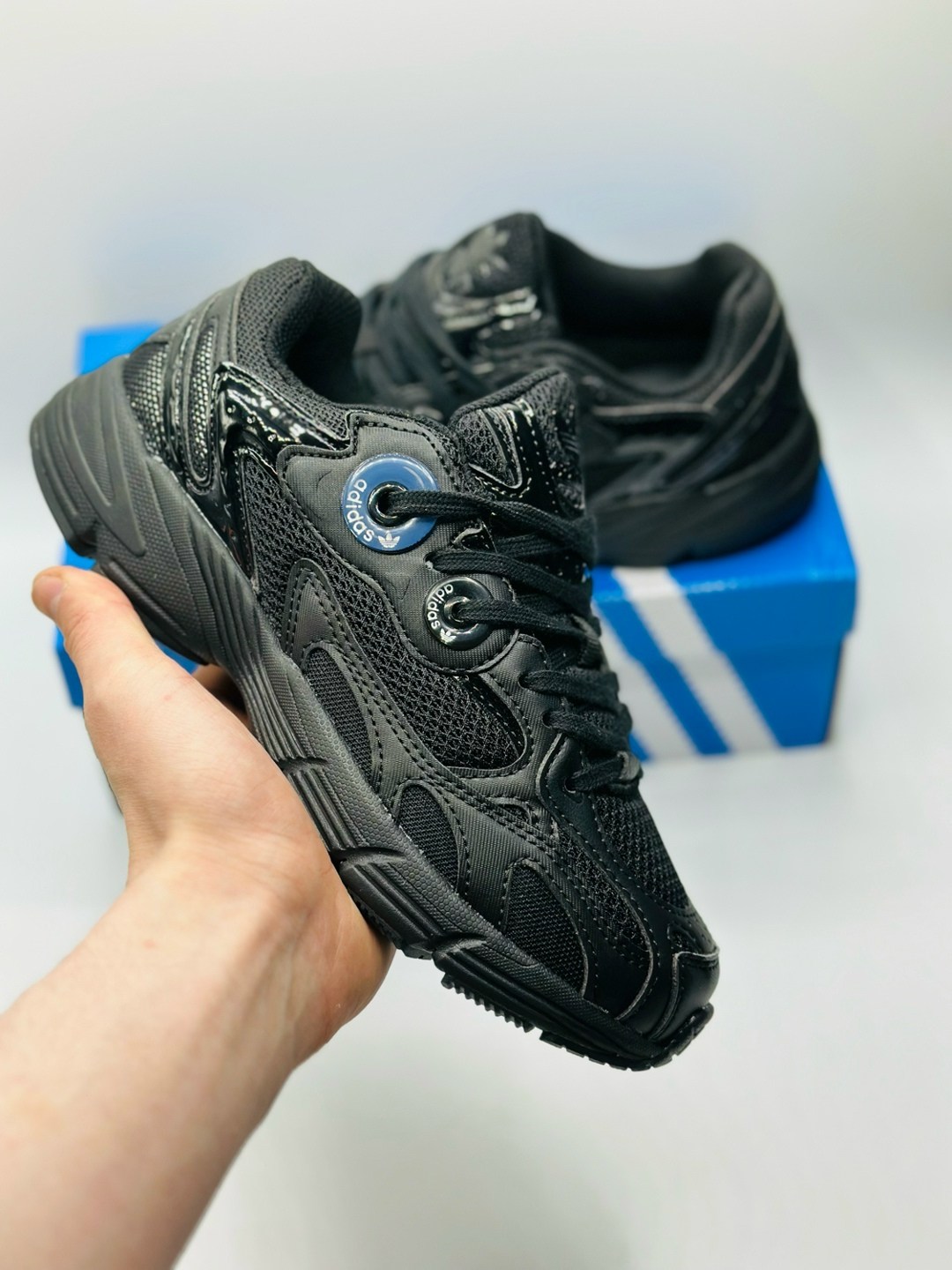 кроссовки adidas,кроссовки adidas original,adidas original,кроссовки мужские adidas,черные кроссовки adidas