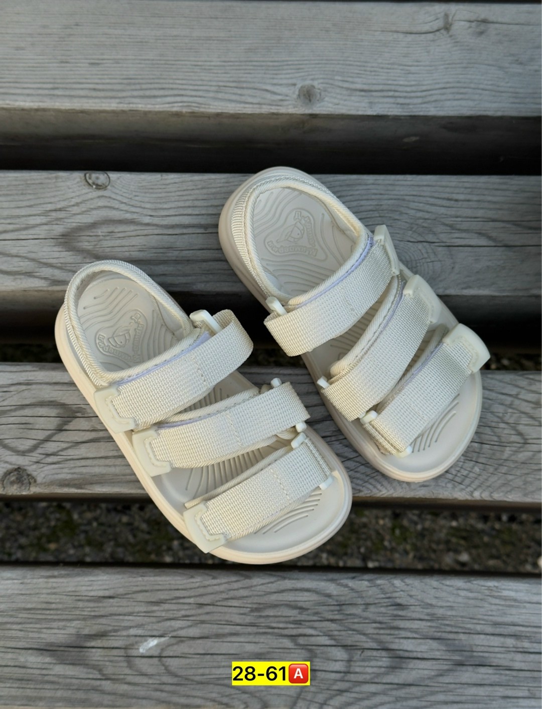 сандалии,сандалии пляжные,,модные сандалии,босоножки молочные