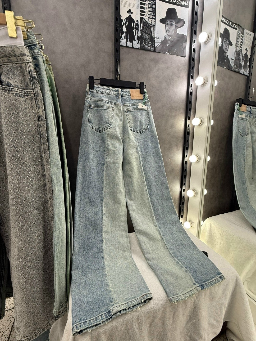 женские джинсы,брюки джинсы,джинсы джинсы,джинсы женские широкие,джинсы широкие