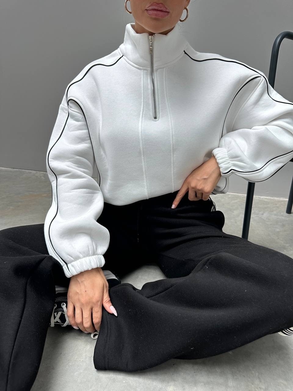 спортивные костюмы,спортивные костюмы женские,стильные костюмы,спортивная мода,костюм с лампасами