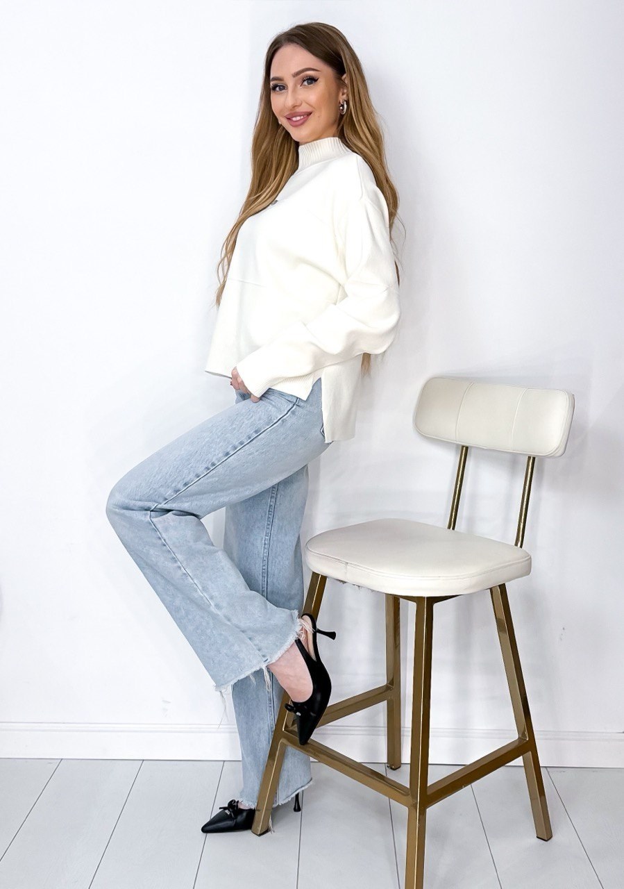 джемпер молочный,джемпер оверсайз,белый свитер оверсайз,свитшот женская,модные джинсы