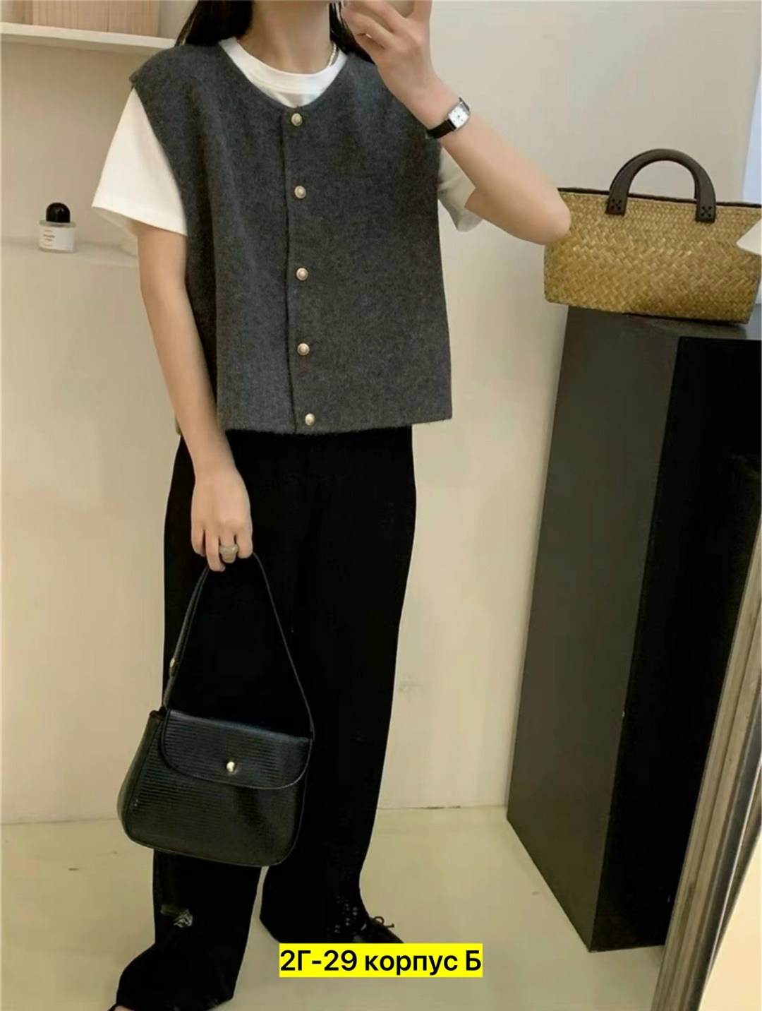 трикотажный жилет,вязаные жилеты,женский вязаный жилет,трикотажный жилет женский,жилетка женская