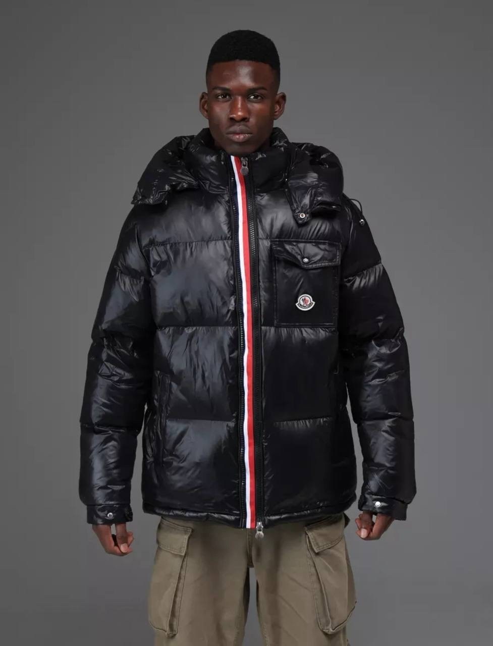пуховик moncler мужской,moncler black down montbeliard jacket,moncler montbeliard,глянцевый пуховик монклер,пуховик moncler