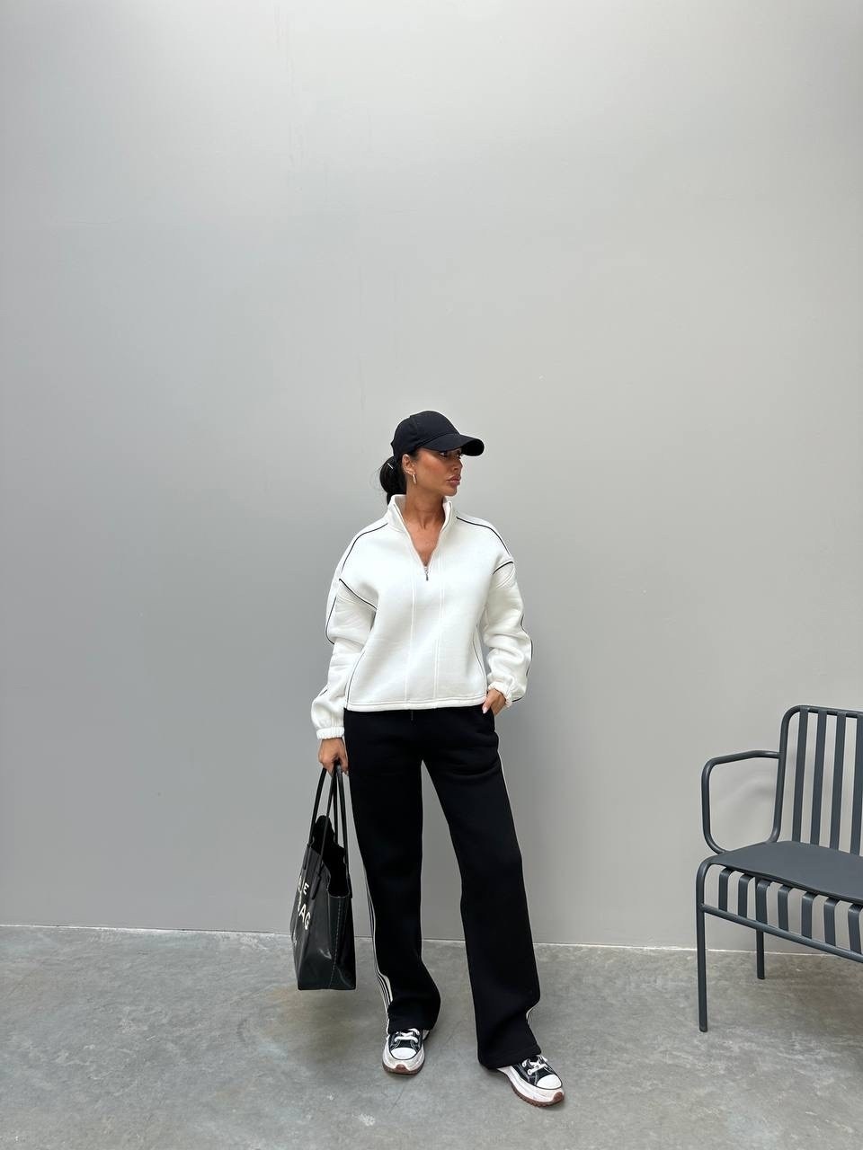 спортивные костюмы,спортивные костюмы женские,стильные костюмы,спортивная мода,костюм с лампасами