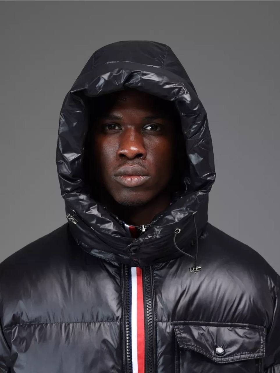 пуховик moncler мужской,moncler black down montbeliard jacket,moncler montbeliard,глянцевый пуховик монклер,пуховик moncler