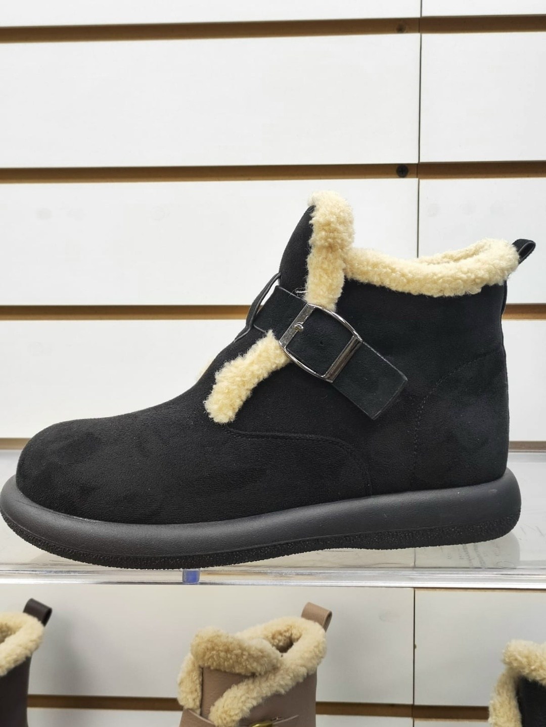 ,женская зимняя ,зимние ботинки женские,зимняя ,зимние ботинки