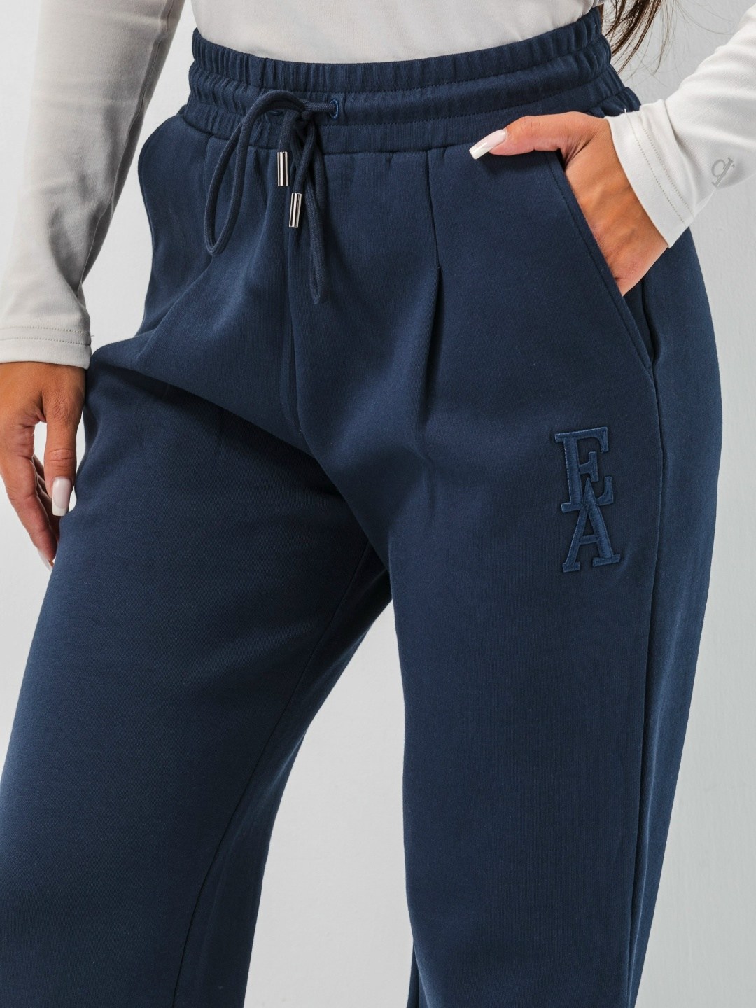 спортивные брюки,брюки классические,брюки женские,брюки модные,прямые брюки