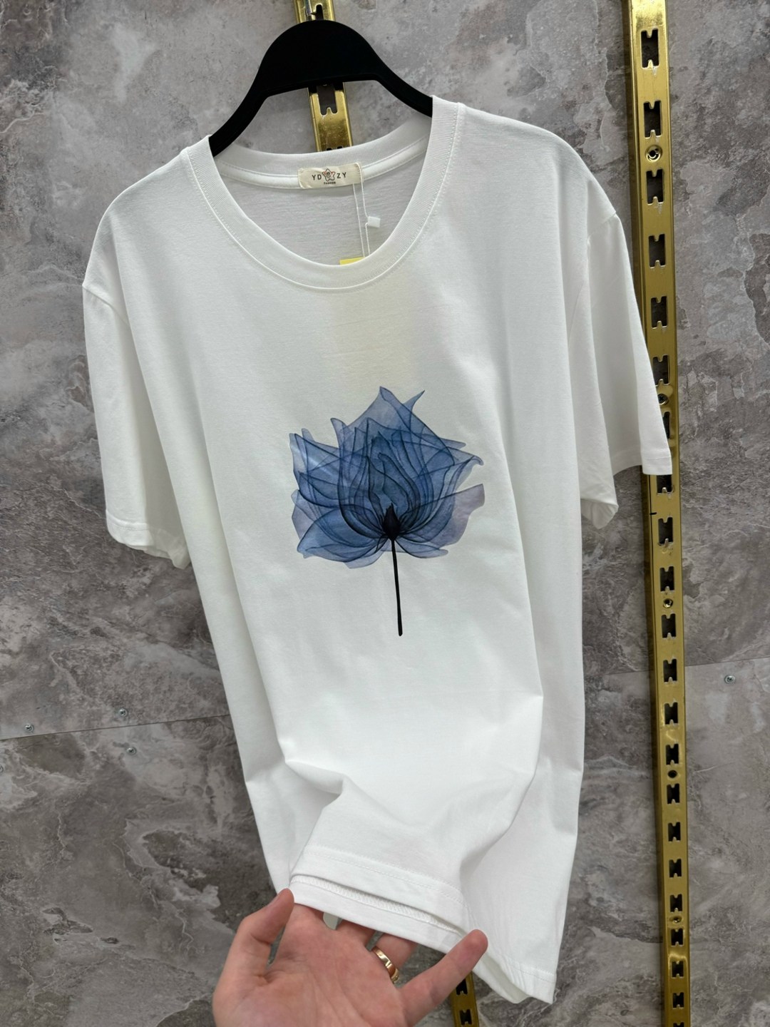 футболка женская,футболки модные,футболка,футболка с принтом,футболка с сердечками