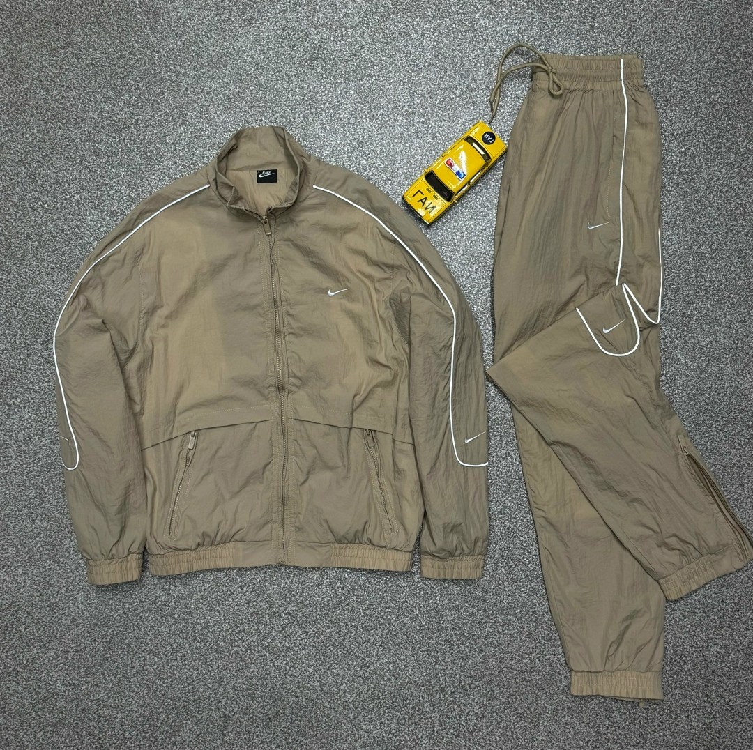 спортивные костюмы nike,спортивные костюмы,костюм nike мужской,спортивный костюм nike плащевка,спортивный костюм мужской nike