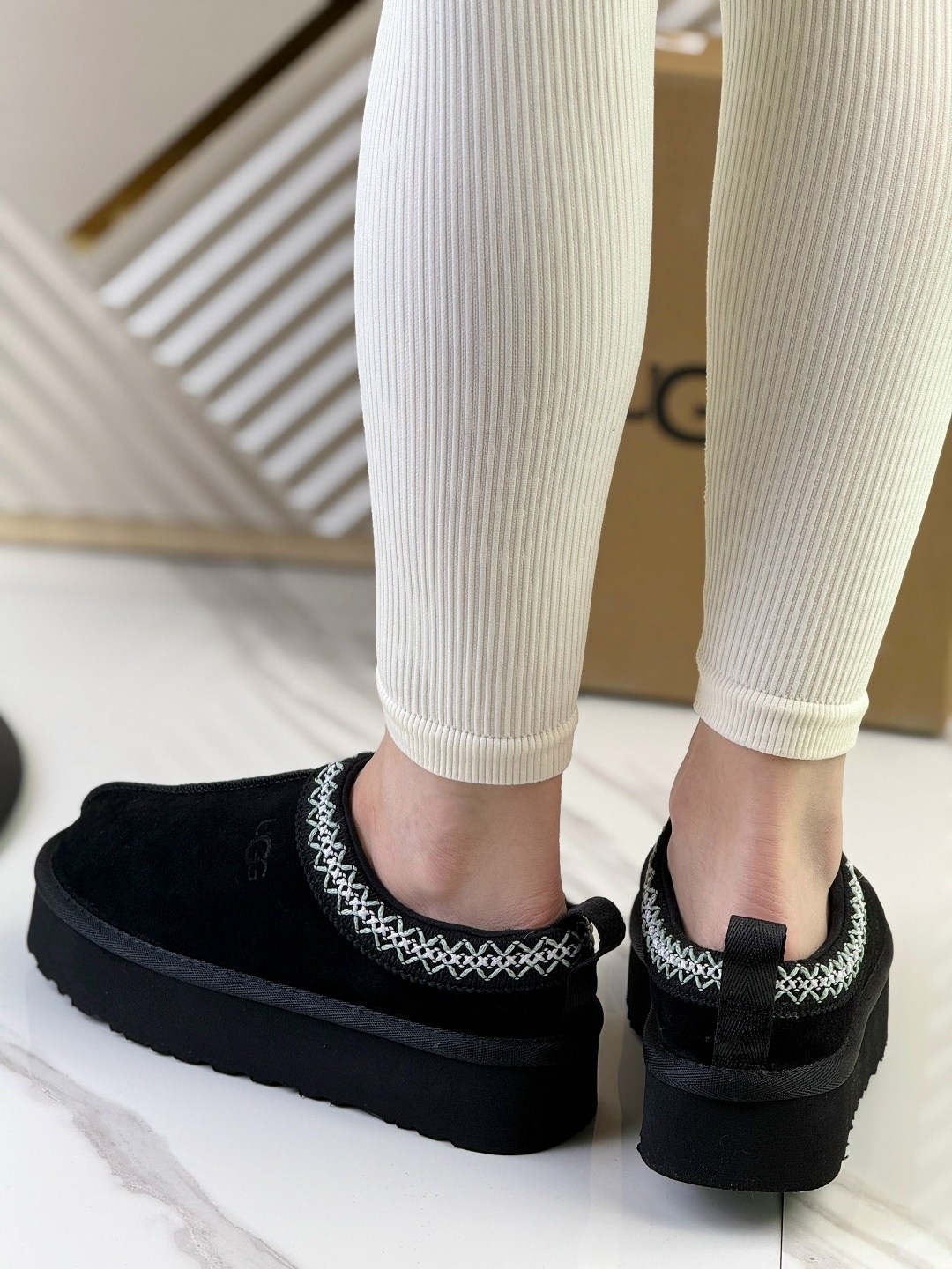 угги женские ugg,угги женские,,угги тапки,модные тапочки