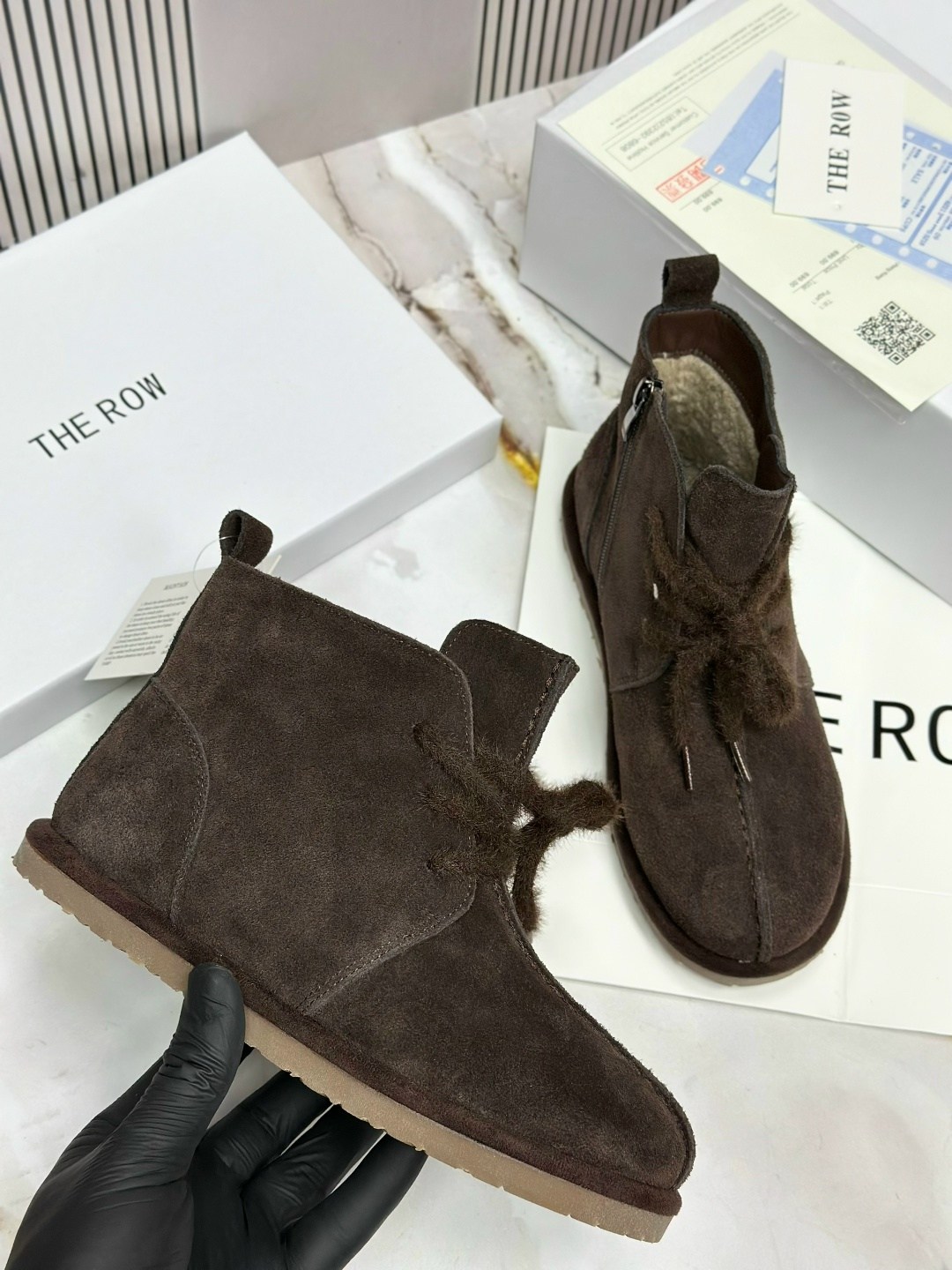 ,женская  зимняя,угги женские,женская ,ботинка