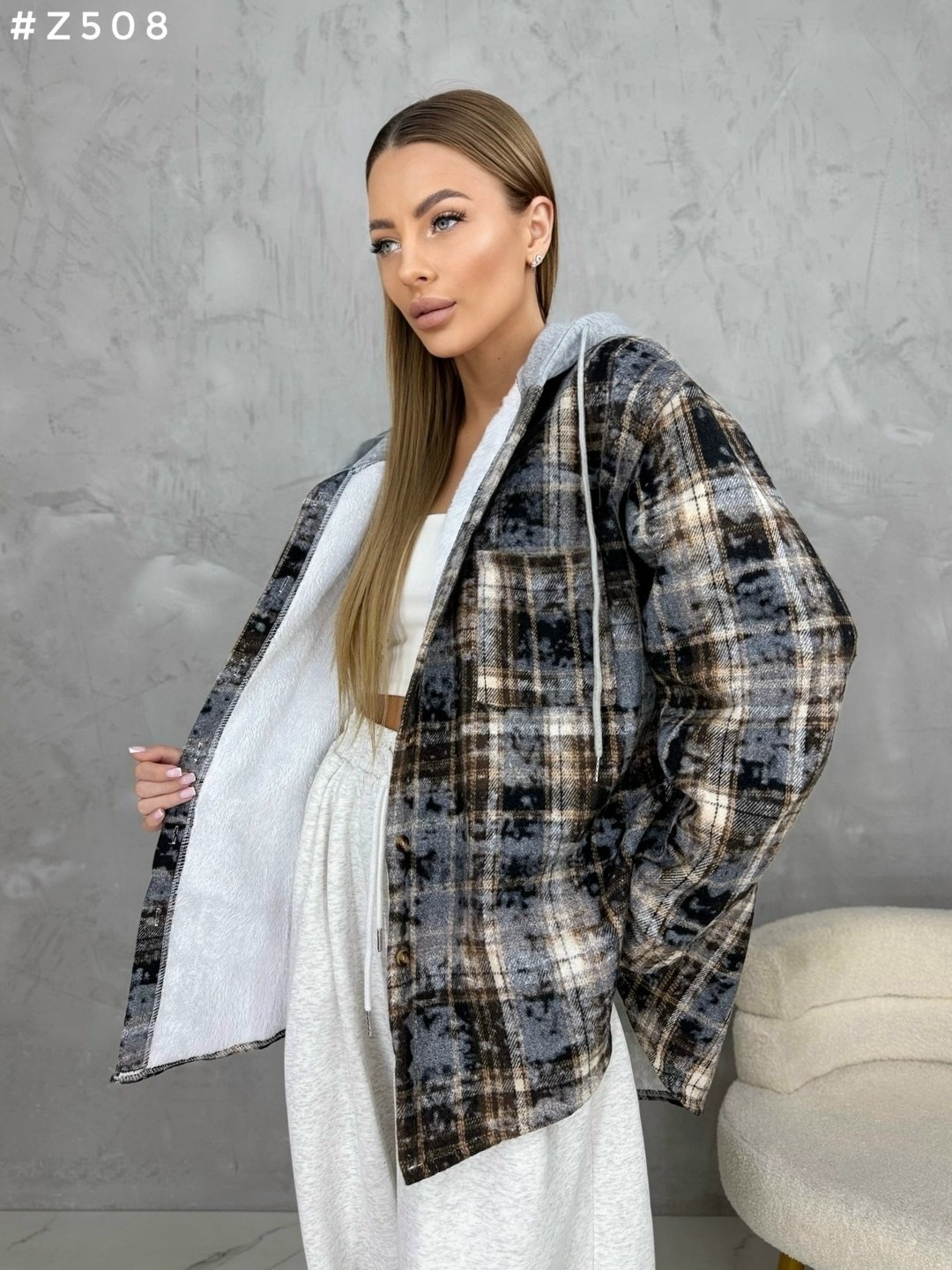 рубашка с капюшоном,рубашка женская в клетку оверсайз,рубашка оверсайз в клетку с капюшоном,рубашка теплая,женская рубашка