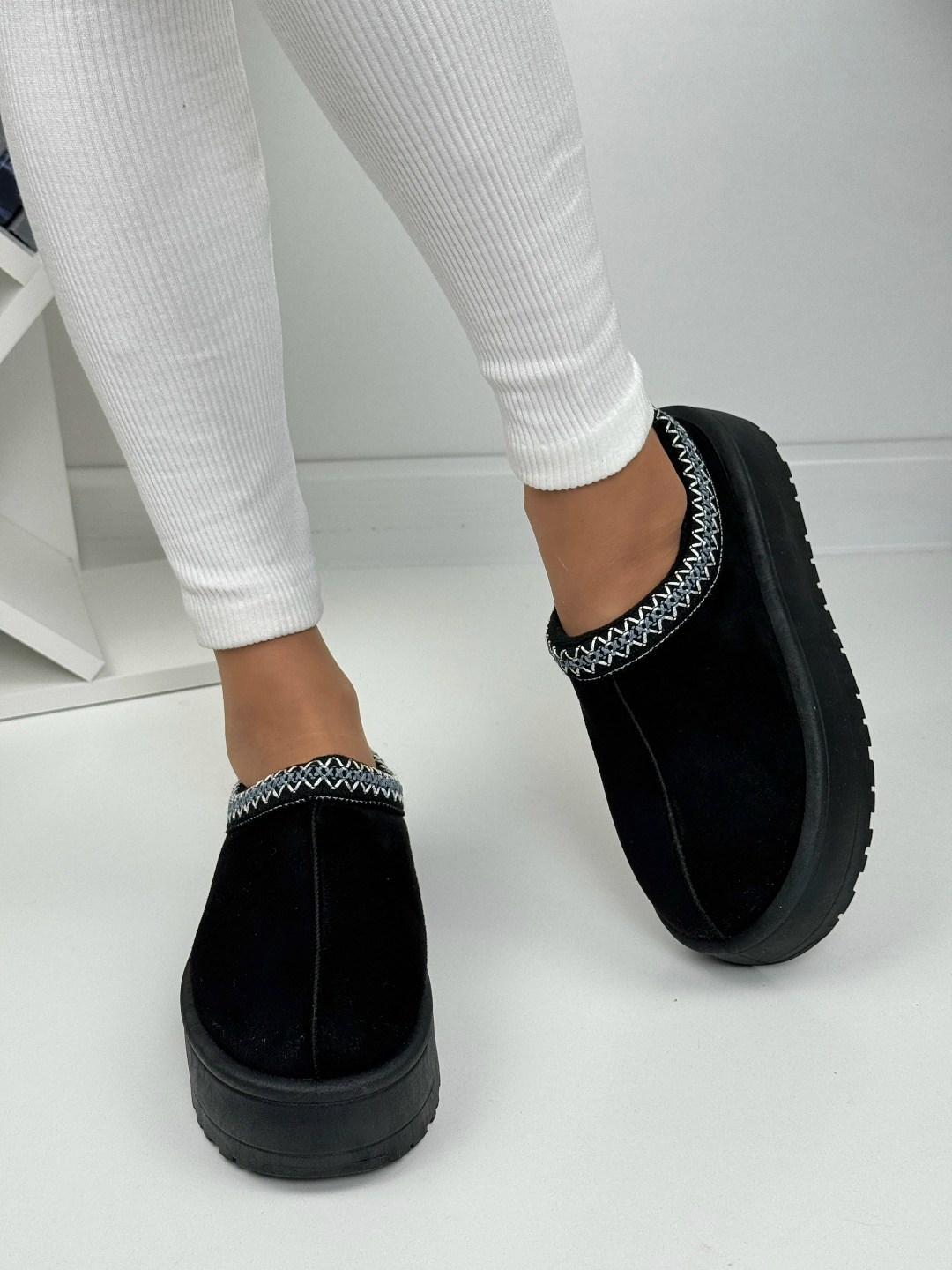 женские угги,обувь,обувь женская зимняя,обувь женская,короткие угги