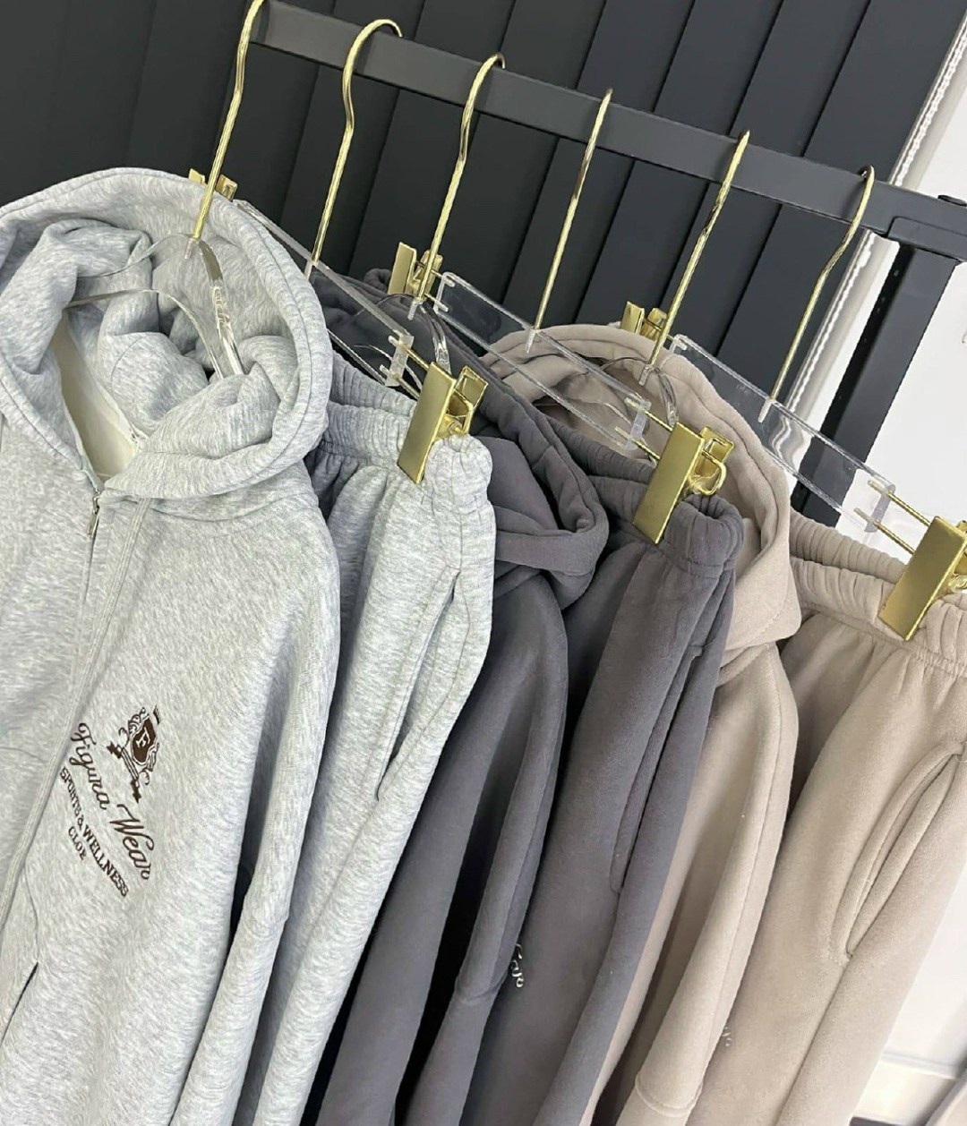 спортивные костюмы женские,стильные костюмы,спортивные костюмы,спортивные костюмы на флисе,модные комплекты