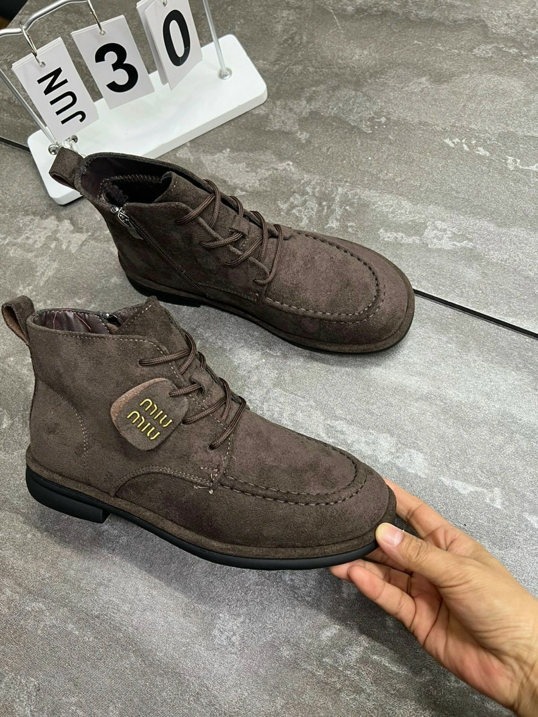 ,ботинки замша,зимние ботинки замшевые,ботинки женские,ботинки замшевые женские