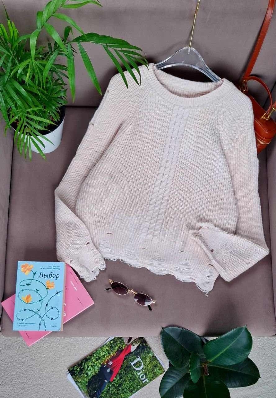 салатовый рваный свитер,вязаная дырявая кофта,рваные свитера,модные свитера,свитер с дырками