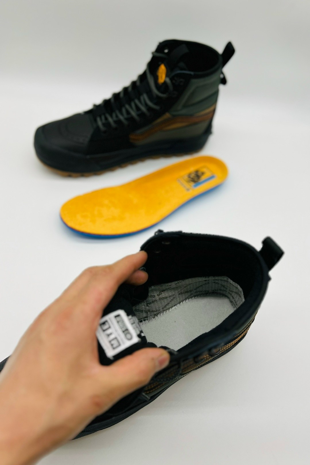 ,кроссовки мужские vans,vans sk 8 hi gore tex mte 3,зимние кроссовки,ботинки мужские