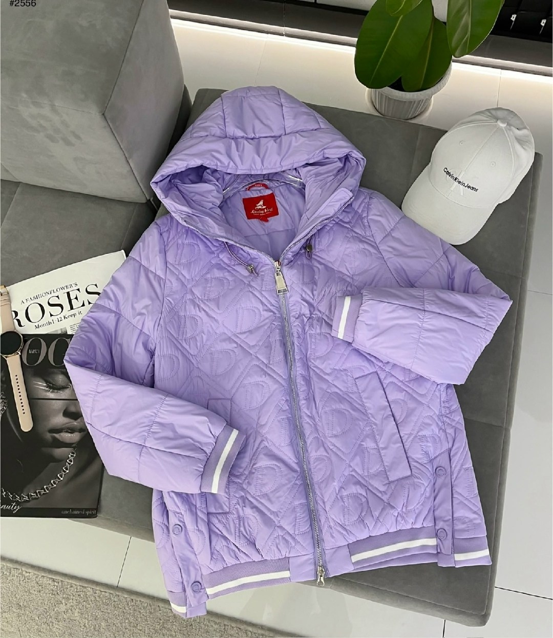 куртка на тонком синтепоне,демисезонная куртка,куртка женская,стильная куртка,куртка бомбер