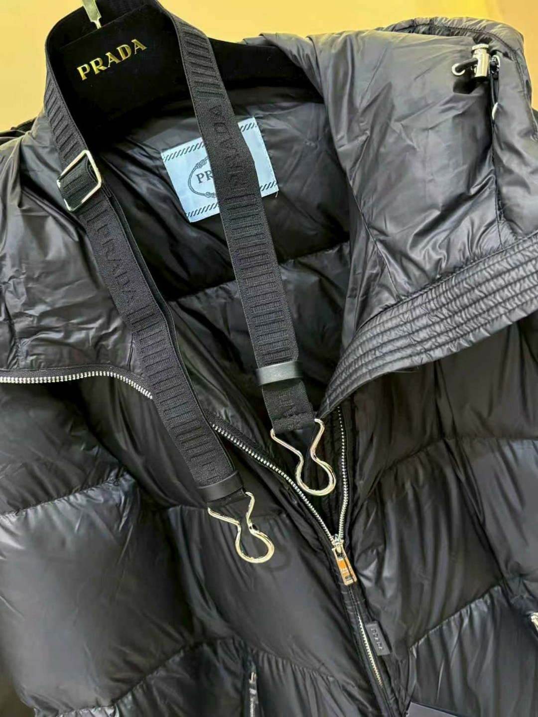 пуховик prada,куртка пуховик,куртка,пуховик прада,куртка прада