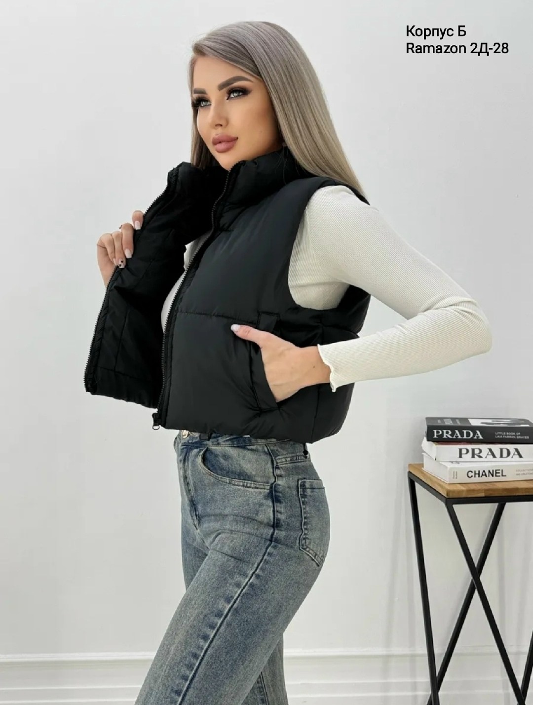 жилетка укороченная,женская жилетка,жилетка укороченная болоньевая,жилетка,жилет женский