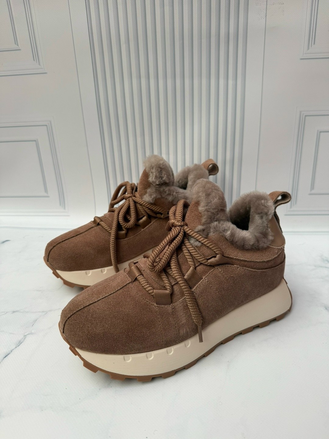 ,женские кроссовки,зимние кроссовки,теплые кроссовки,зимние кроссовки женские