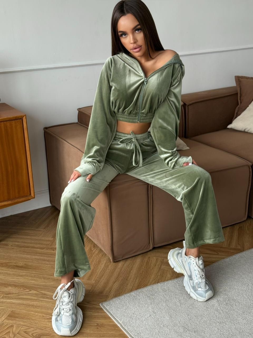 костюм брючный велюровый,костюм велюровый женский,велюровый спортивный костюм женски,костюмы спортивные велюровые,велюровые костюмы