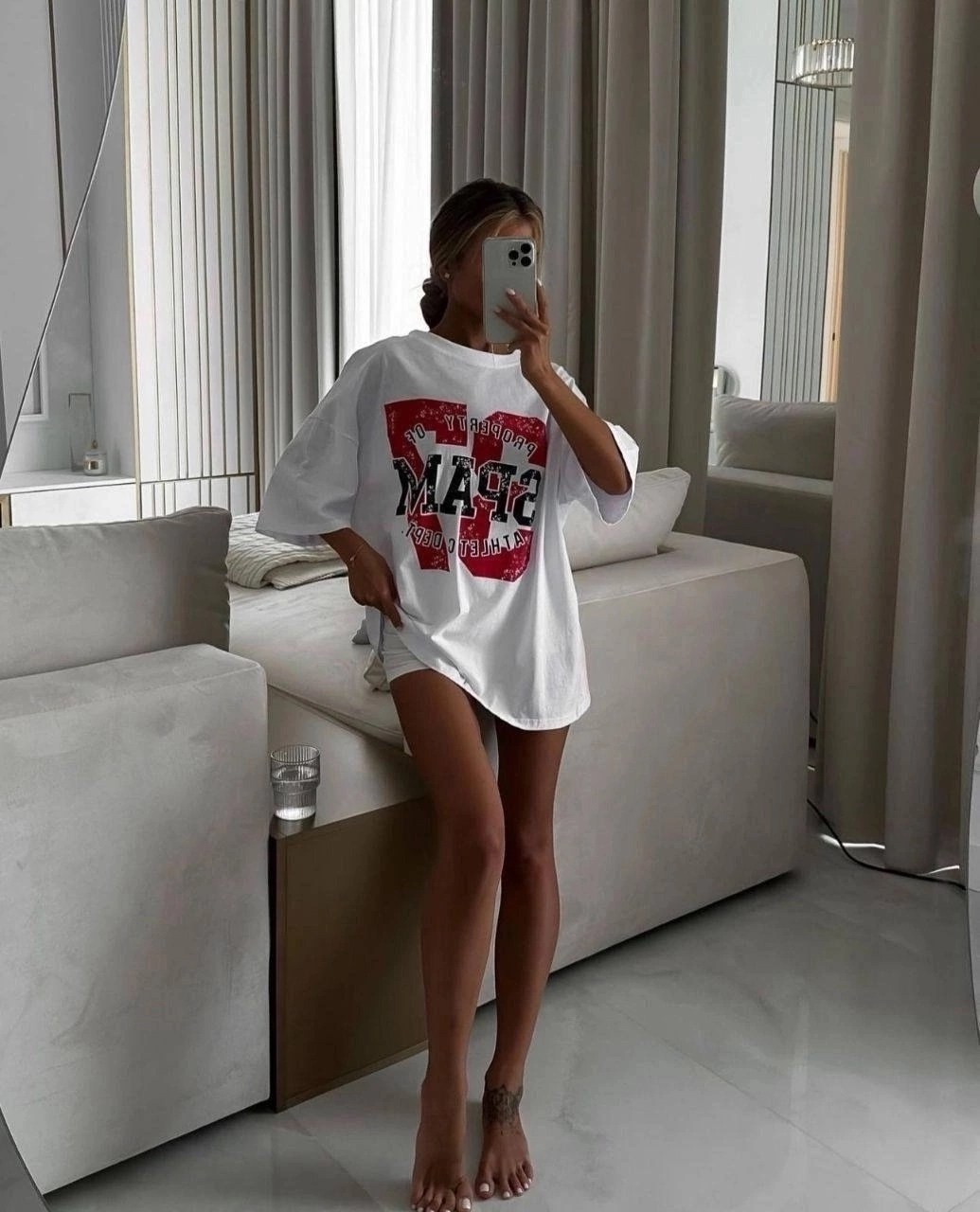 футболки оверсайз для девушек,футболки женские модные,футболка в стиле оверсайз,женская футболка оверсайз,футболка оверсайз