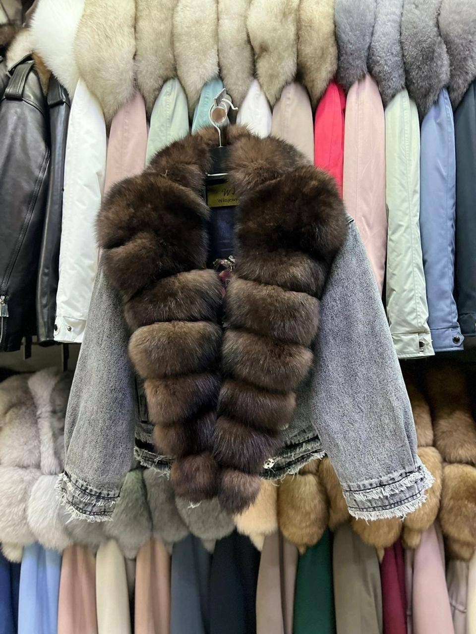 куртка с натуральным мехом песца,джинсовая куртка с мехом песца,мех песец,джинсовая куртка с мехом утепленная,джинсовка с мехом
