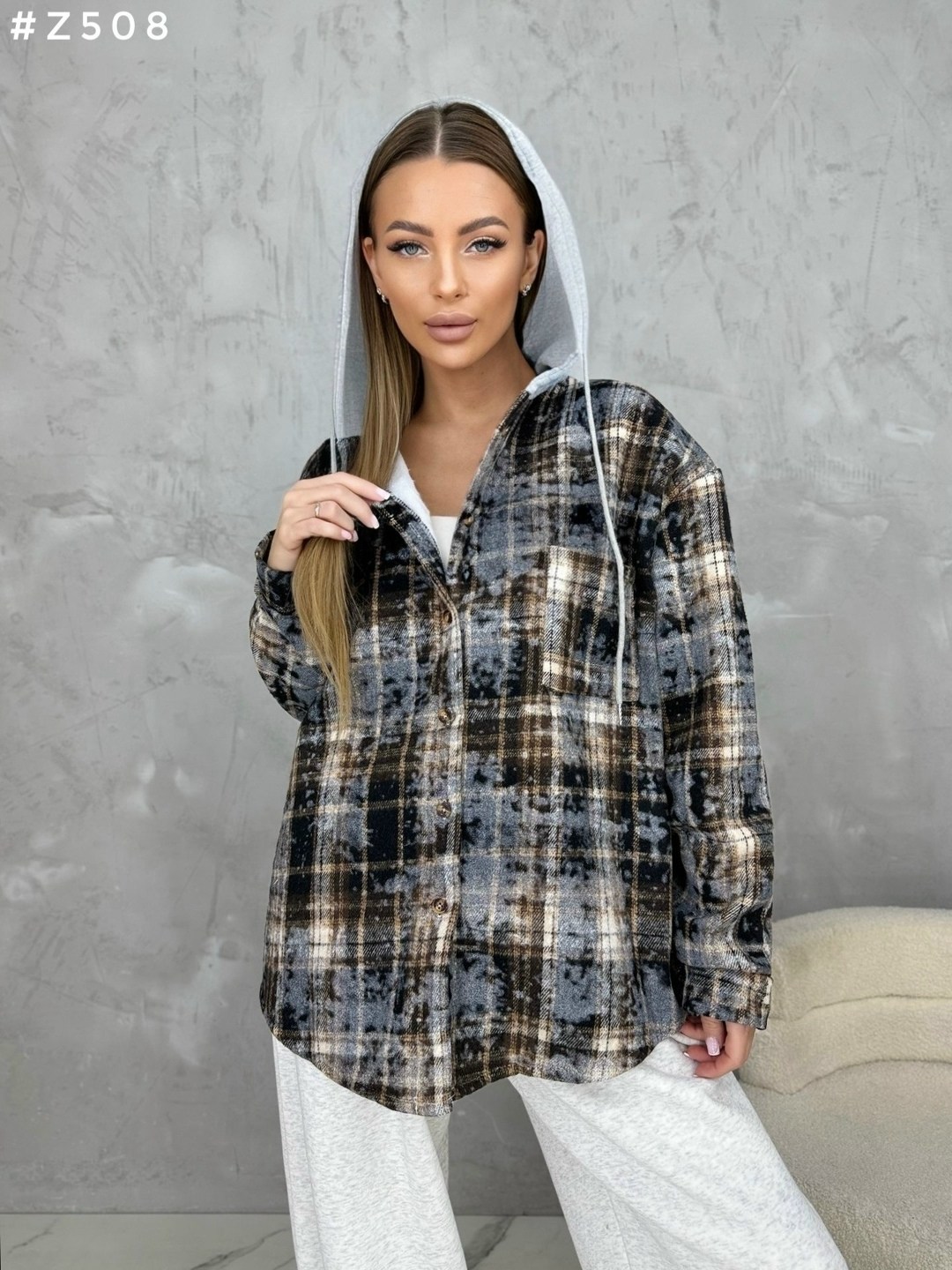 рубашка с капюшоном,рубашка женская в клетку оверсайз,рубашка оверсайз в клетку с капюшоном,рубашка теплая,женская рубашка
