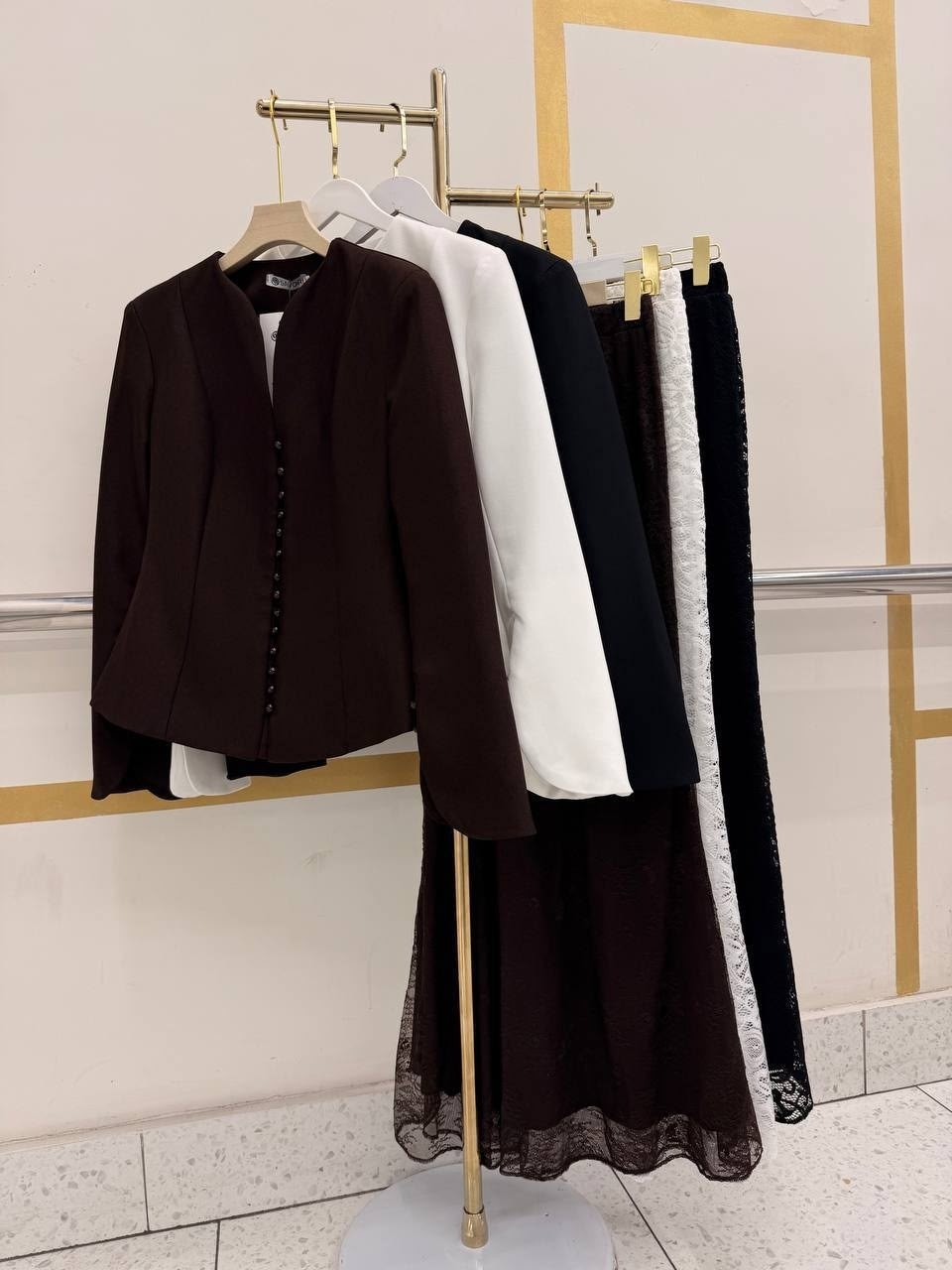 свадебная мода,свадебное костюм,элегантное свадебное платье,белый костюм женский,свадебная платье