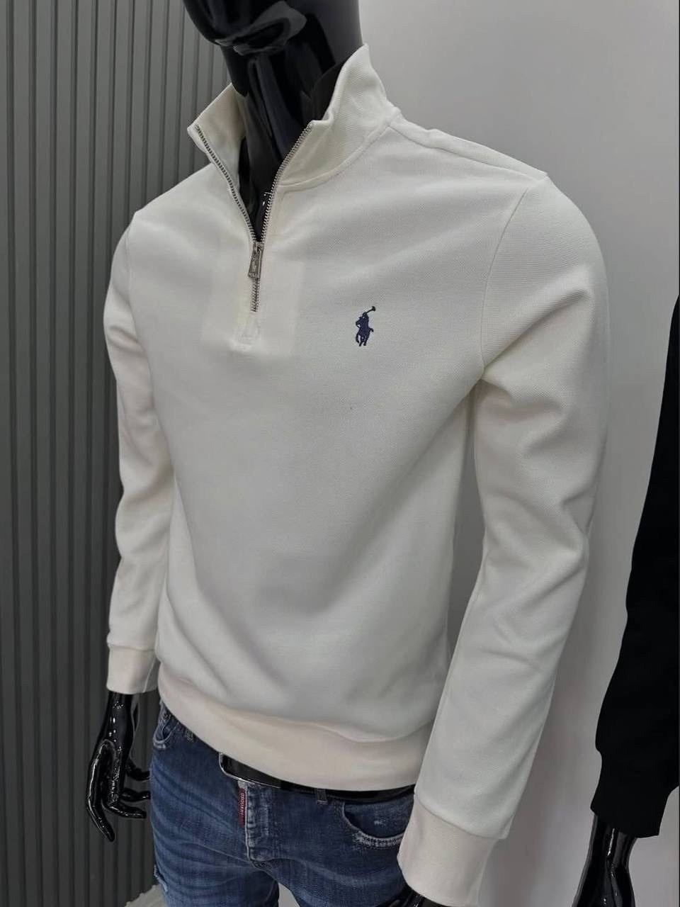 свитер,модные свитера,свитер с высоким воротом,трикотажный свитер,мужские свитера