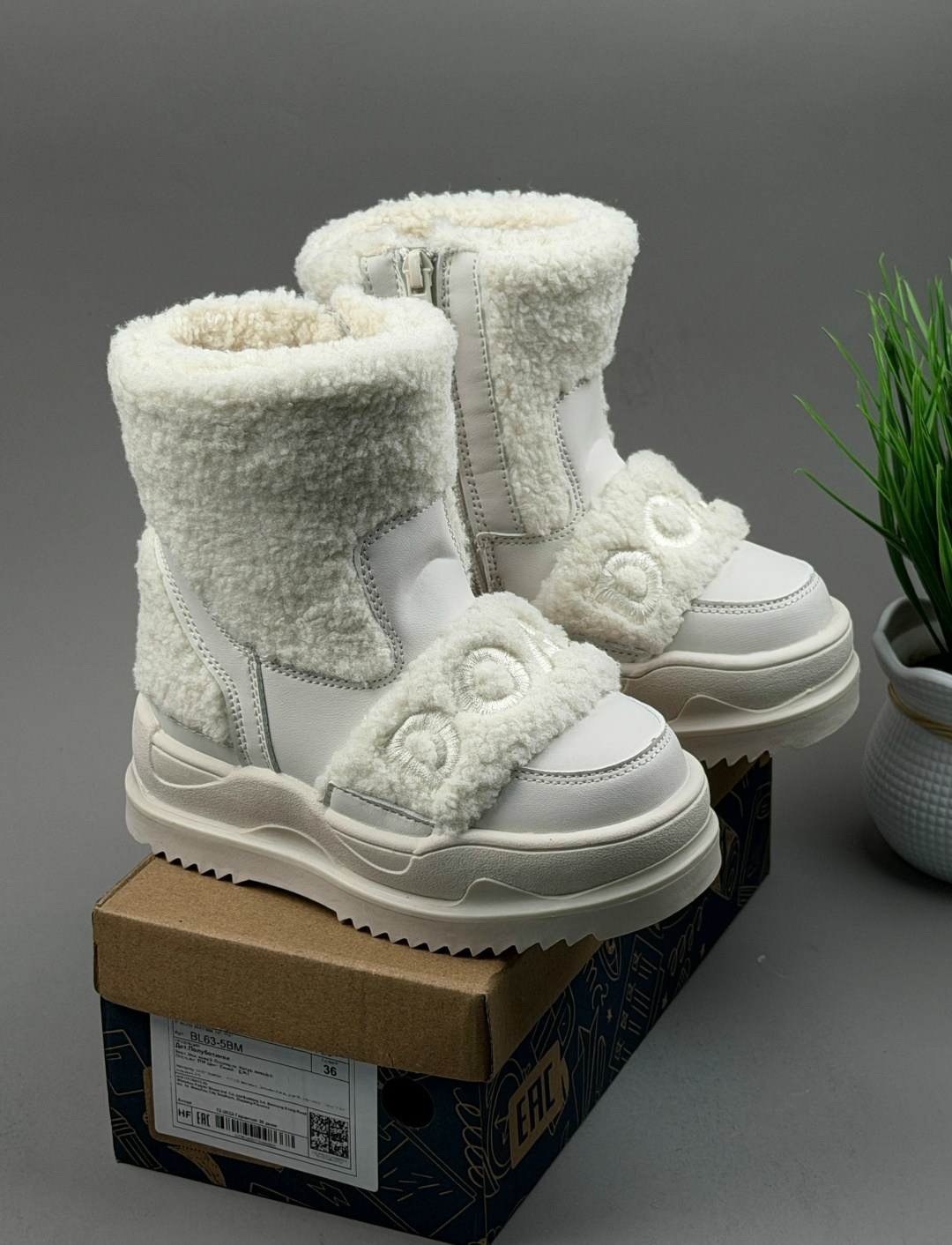 ,зимняя женская ,женские угги,зимняя ,ботинка женские зимние