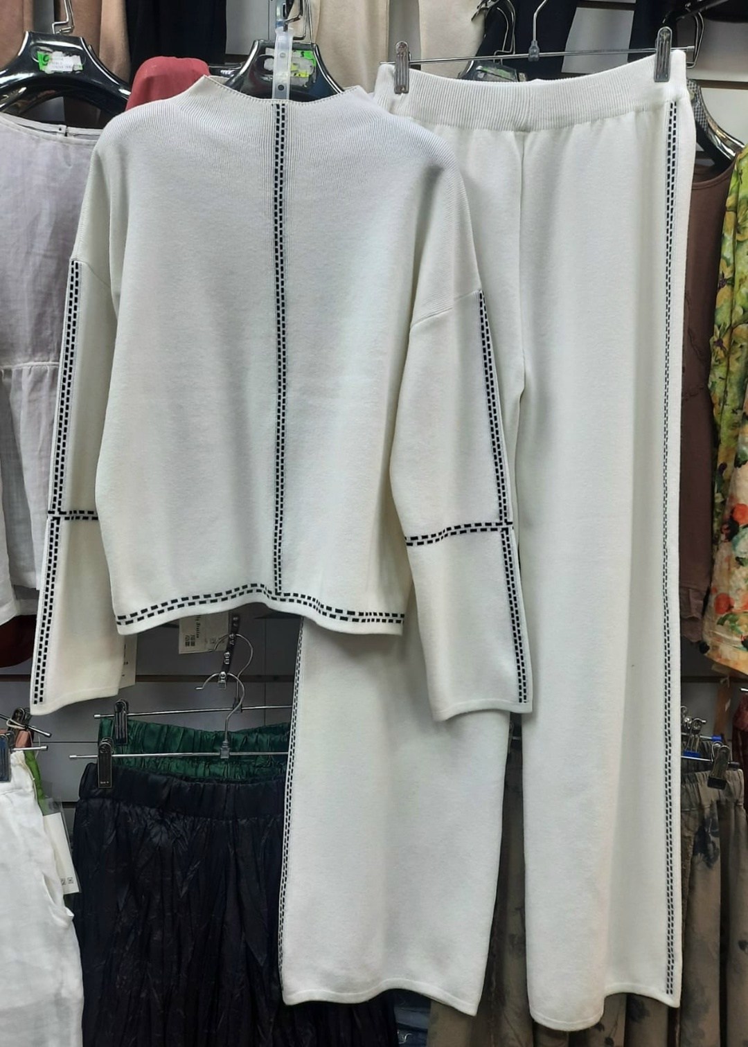 спортивные женские костюмы,женские костюмы,трикотажный костюм со штанами,трикотажные костюмы женские,спортивные костюм